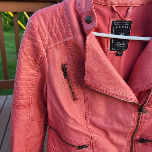 Stunning pink moto jacket by Guess jeans. - Picture 8 of 11